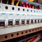 Choisir son matériel électrique en ligne astuces et conseils