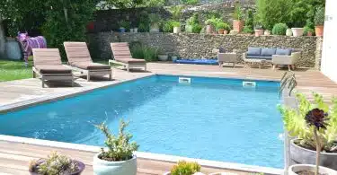 piscine d'extérieur